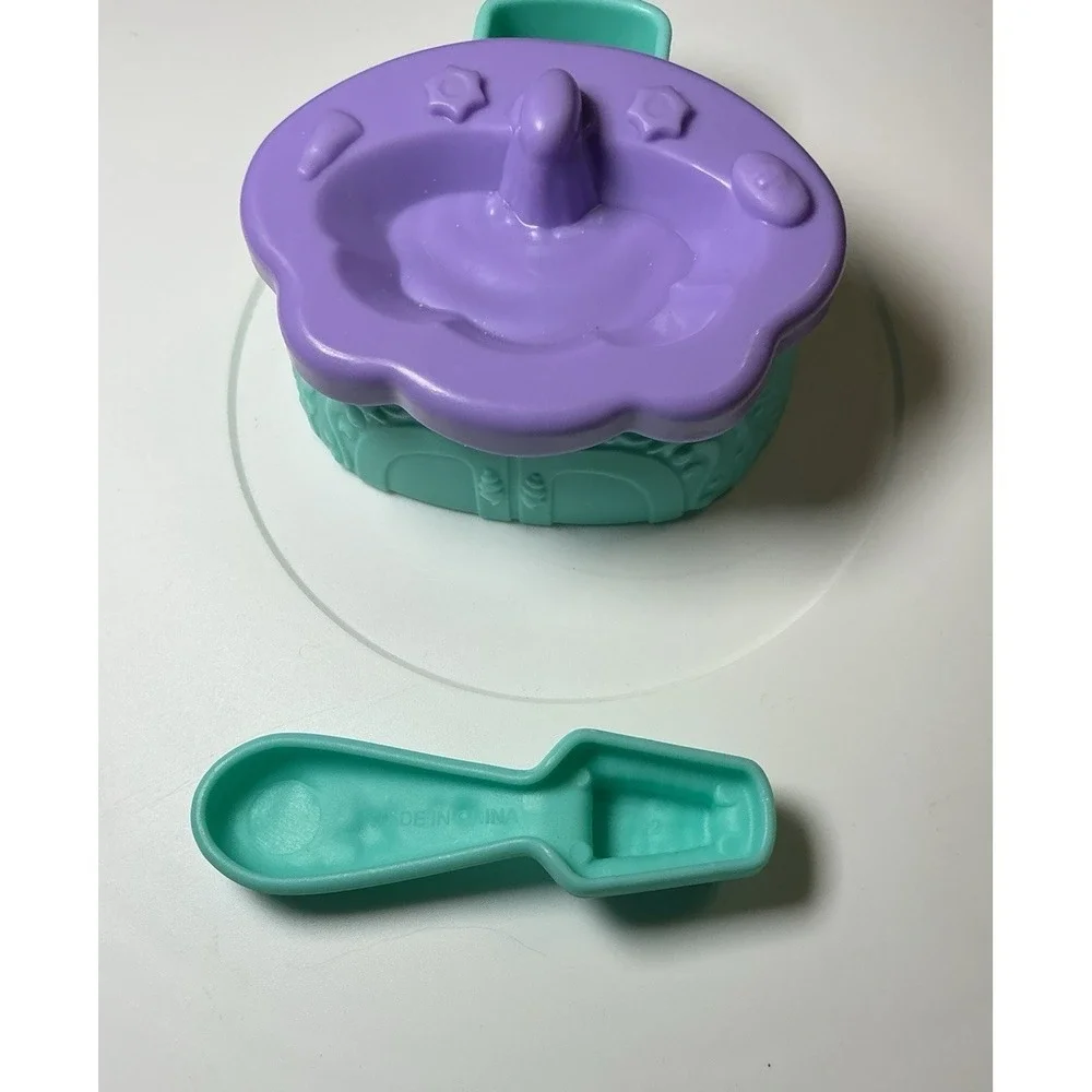 Fisher‎ Price Little People Ariel mermaid Bathroom Sink /Brush Shell Parts